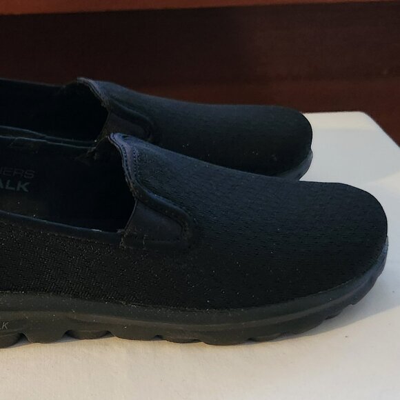 Skechers Go Walk sneakers sz 8.5 M black NWOB - Picture 2 of 6
